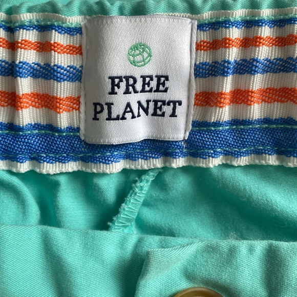 Free Planet Everyday shorts NWT - Picture 3 of 5